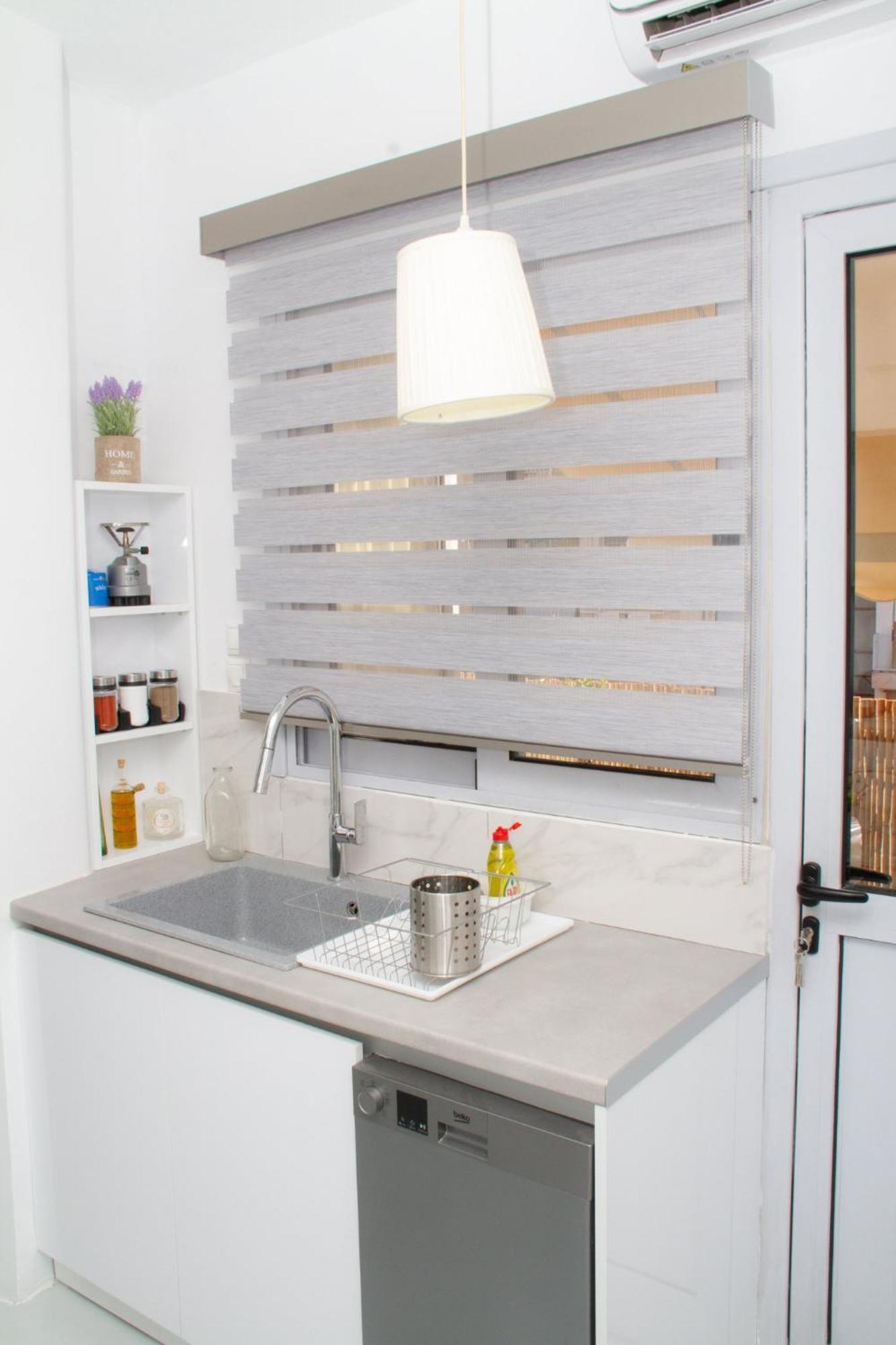 Acropolis Hip Loft Apartment Атина Екстериор снимка